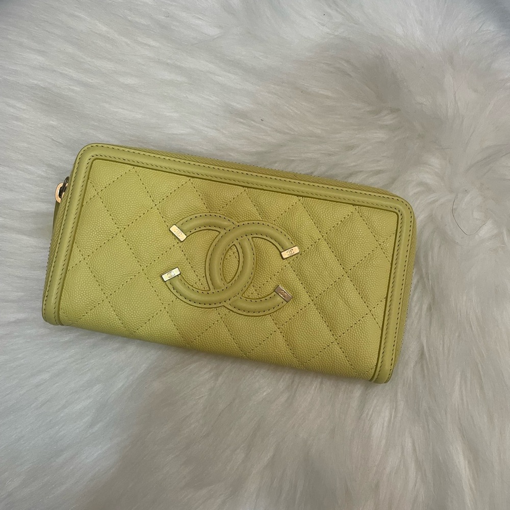 Chanel wallet
